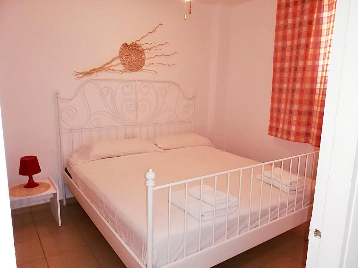 Apartamentos Miranda Es Pujols Exterior photo